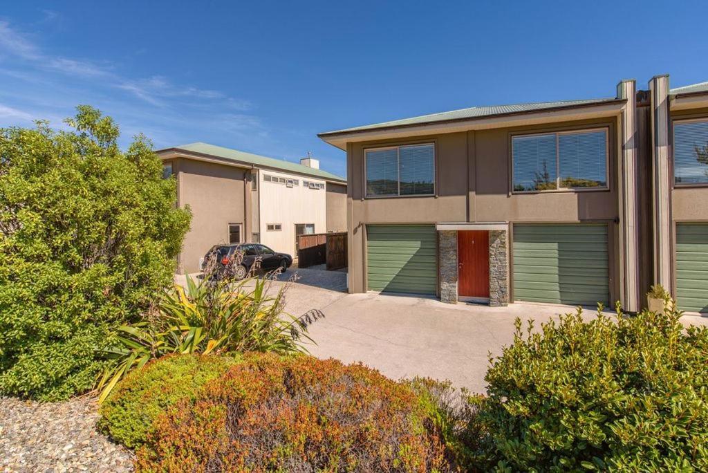 Mountain Peak Escape Apartment Wanaka Exterior photo